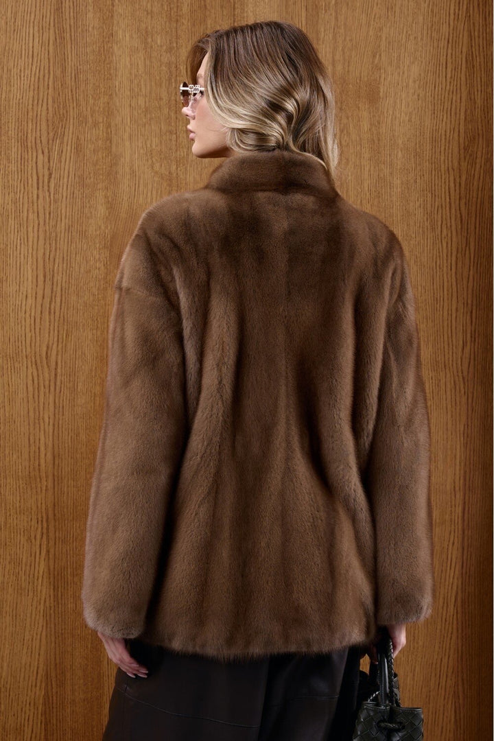 𝐋𝐈𝐌𝐈𝐓𝐄𝐃 𝐄𝐃𝐈𝐓𝐈𝐎𝐍 Elsie Mink Jacket